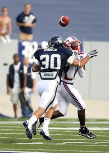 开云真人娱乐官网-年轻球员打破传统，成为球队新动力，年轻球员足球